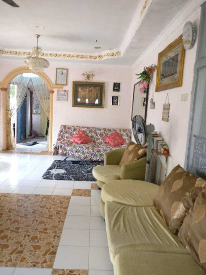 Love Homestay Ct Кангар Екстериор снимка